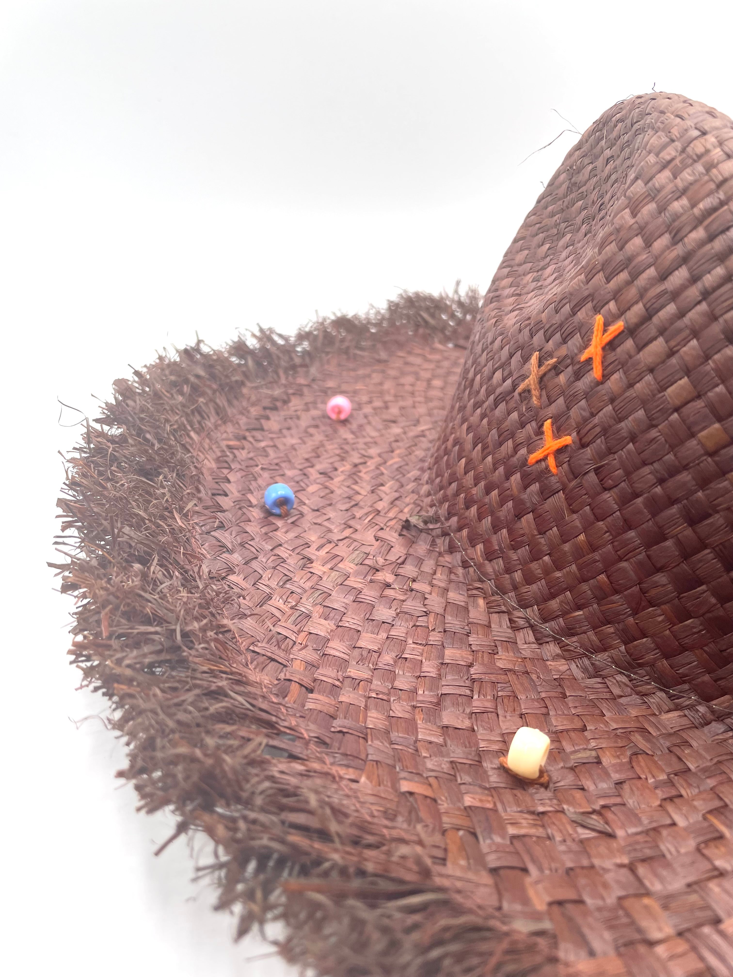 Cappello The Hat Gang Madagascar sfrangiato