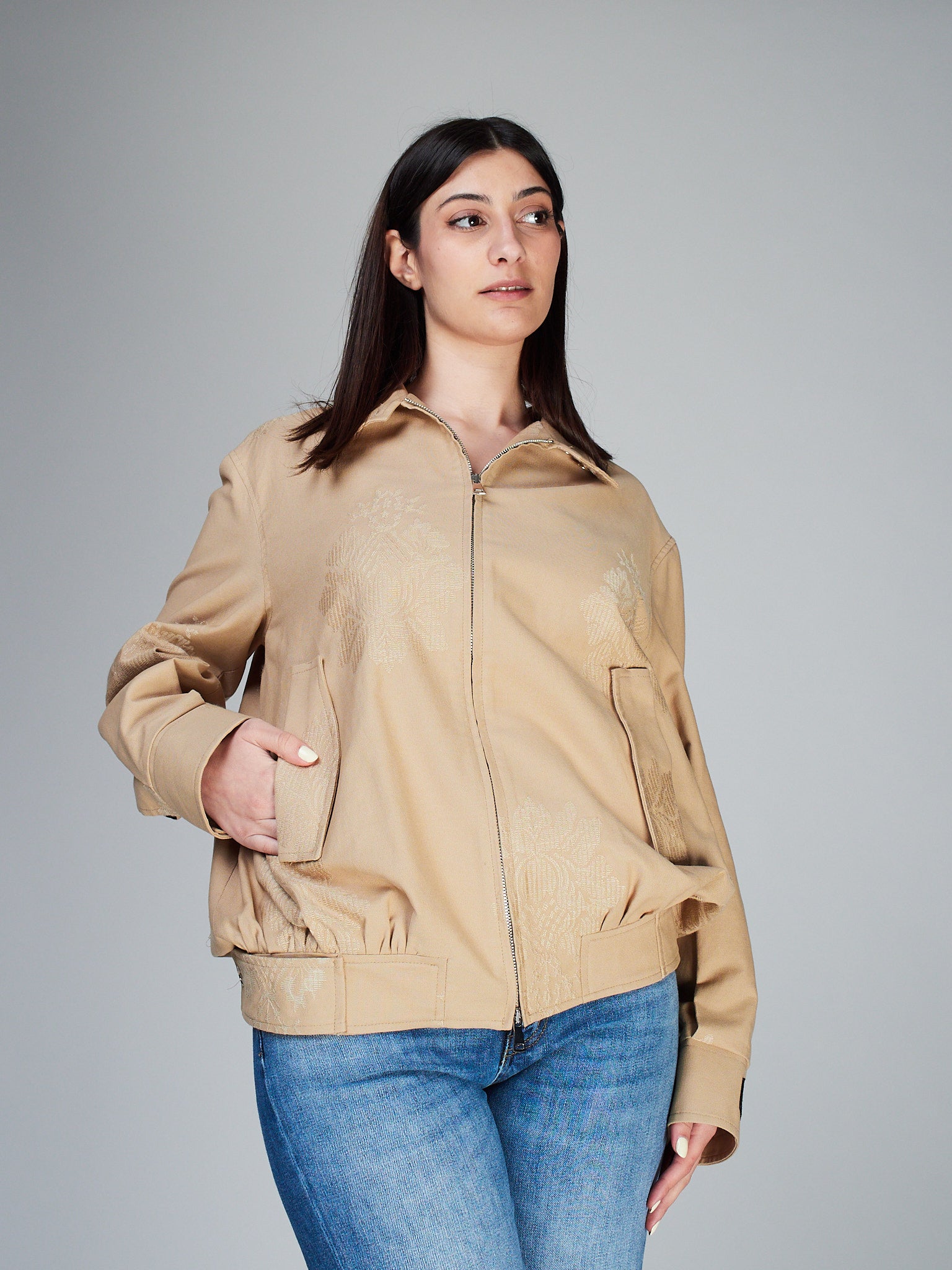 Bomber 5 Progress con ricami